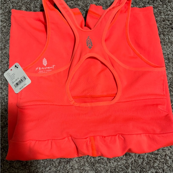 NWT Free People Movement neon coral runsie M/L - Picture 4 of 4
